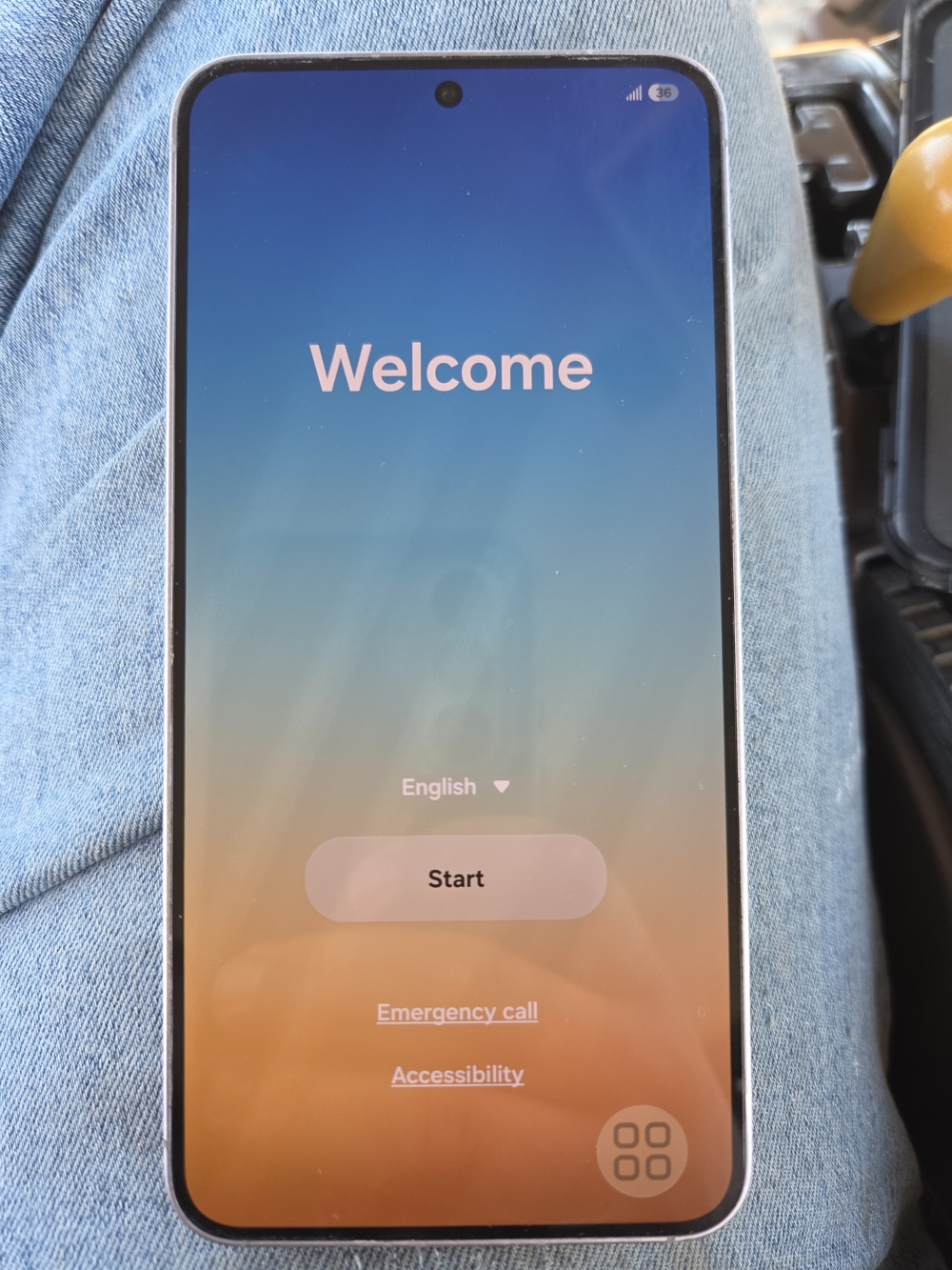 Factory Unlocked Samsung Galaxy S25 12GB RAM 128GB SM-S931U Silver Shadow